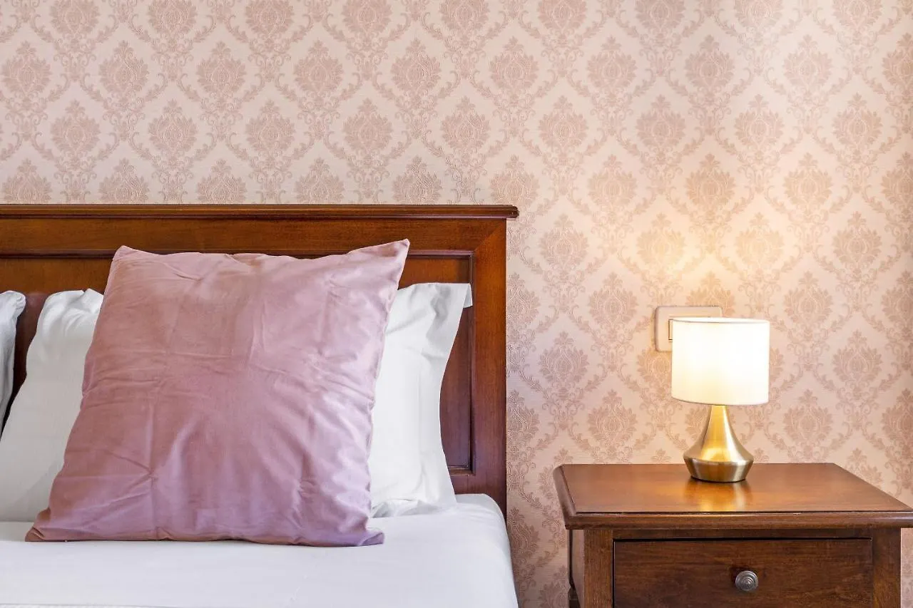Apartment Residenza Centopietre - Dorsoduro By Wonderful Italy Venice Italy