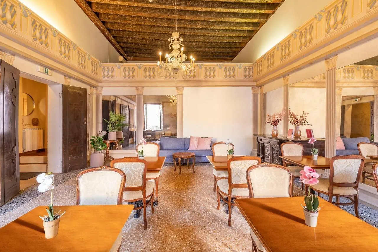 Apartment Residenza Centopietre - Dorsoduro By Wonderful Italy Venice Italy